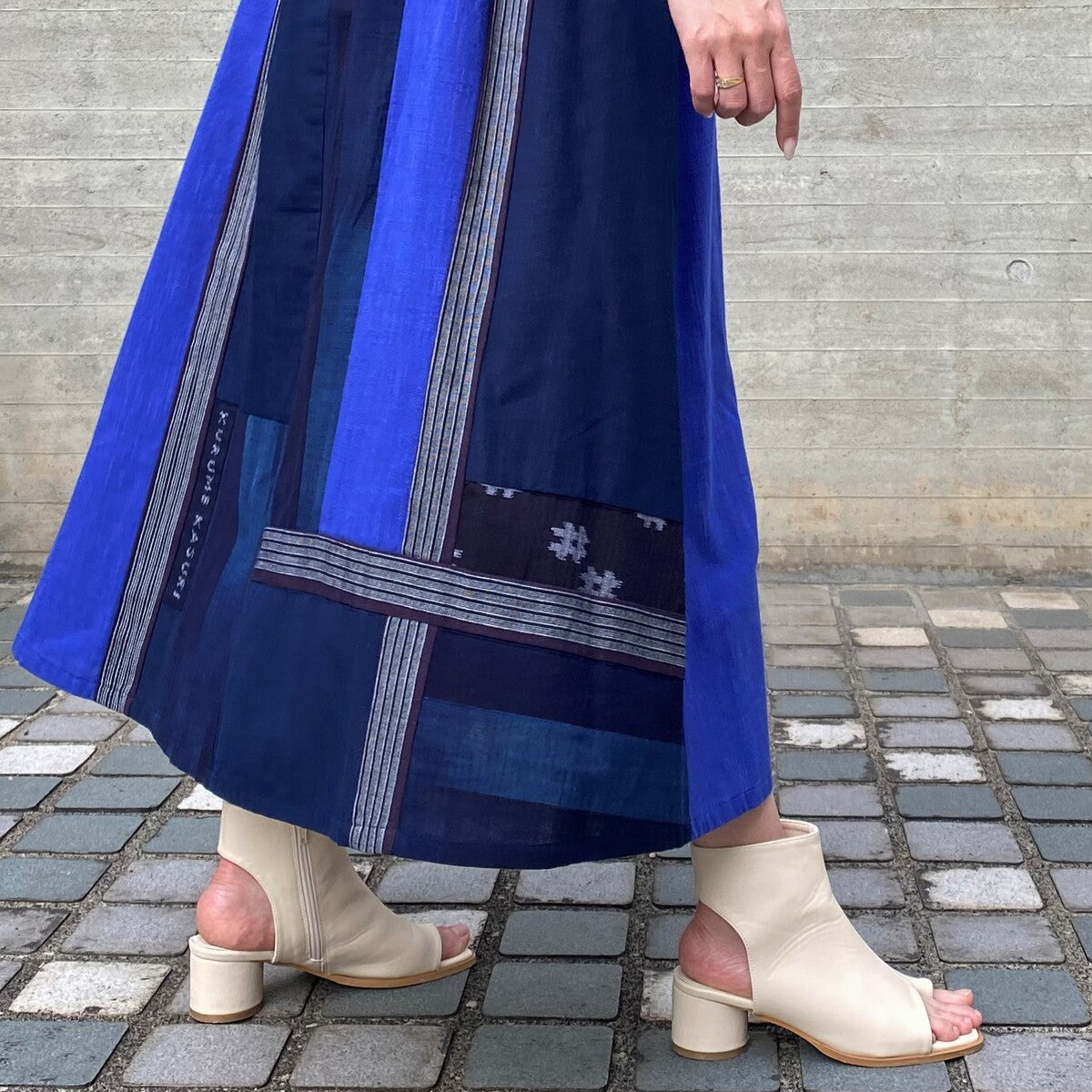 儀右ヱ門【久留米絣ロゴ入りスカート】綿100% フレア 和柄 黄色 青 パッチワーク ギエモン