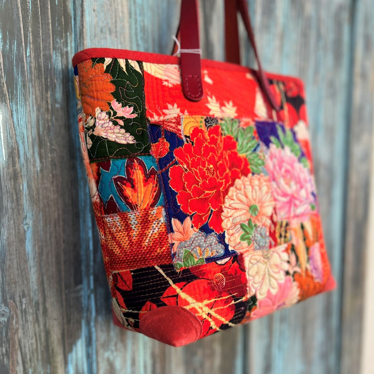 [Patchwork handbag] Domestic handmade, one-of-a-kind piece by the artist, patchwork gift