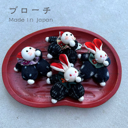 [Handmade Brooch] Made in Japan Doll Rabbit Cat Kurume Kasuri Oshima