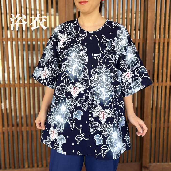 [Yukata remake blouse] One-of-a-kind piece by the artist Summer festival Fireworks Cool Floral pattern