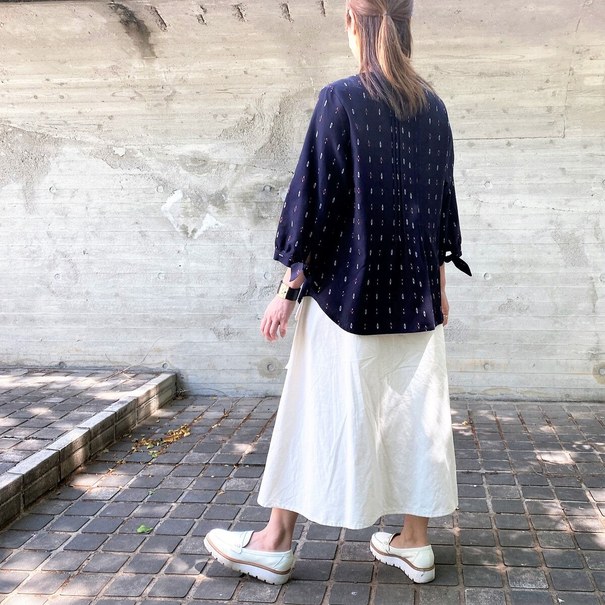 [Kurume kasuri tuck blouse] Made in Japan, literati pattern, calligraphy pattern, ribbon 