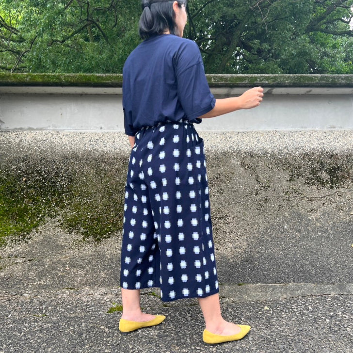[Kurume kasuri beautiful leg pants] 3/4 length 