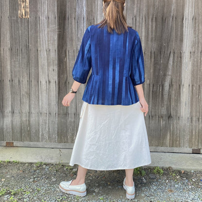 [Kurume kasuri open front blouse] Three-quarter sleeves, striped pattern, fluffy sleeves, with collar 