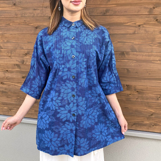 Giemon [Kurume Kasuri open front blouse] Dahlia pattern tuck Giemon