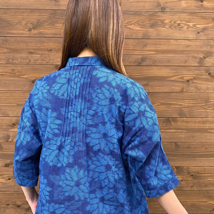 Giemon [Kurume Kasuri open front blouse] Dahlia pattern tuck Giemon