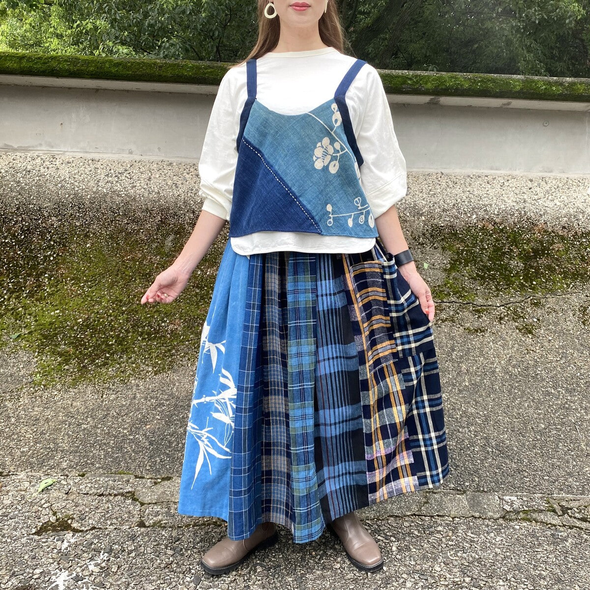 半額品 着物リメイク （藍染)ベストとスカート | artfive.co.jp