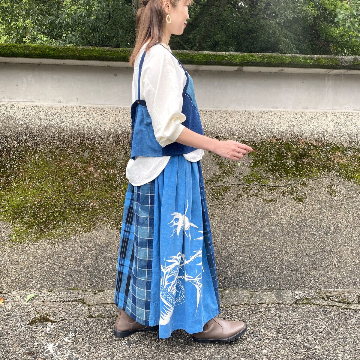 お洗濯は単品で布団のわたが古布藍リメイク服ベスト - ベスト/ジレ