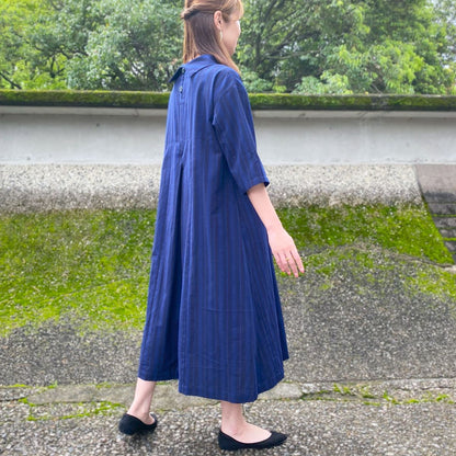 [Hand-woven Kurume Kasuri back collar dress] Japanese pattern, floral pattern, 3/4 sleeves, big silhouette 