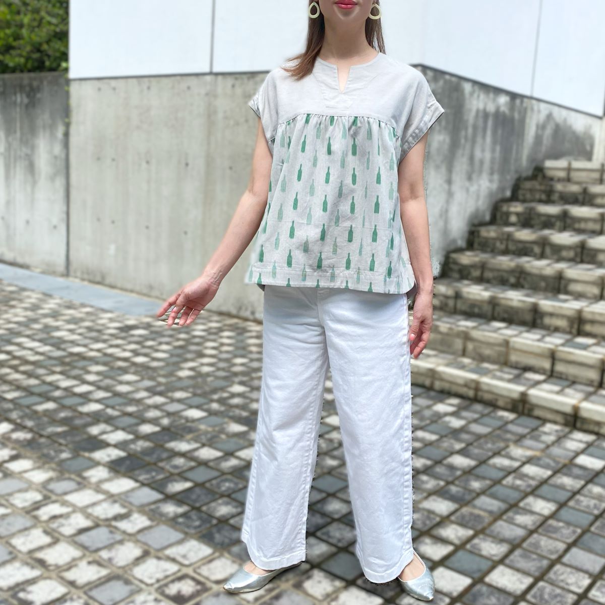 Giemon [Kurume Kasuri Blouse] Cool Pullover Vest Pineapple Pattern Striped Pattern Colorful Pop