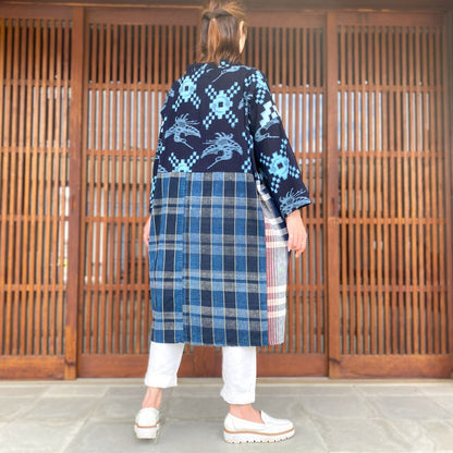 [Old cloth arrangement tunic] Indigo dyeing, stencil dyeing, sashiko 