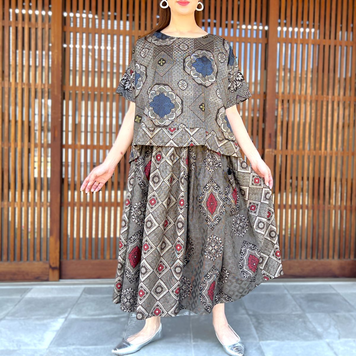 《単衣『久留米絣』シンプル花唐草模様◆絣織り■紫色◆木綿■着物◆KG7-63》 古布と藍染め｜こっとんコットン公式オンラインストア｜久留米絣の服