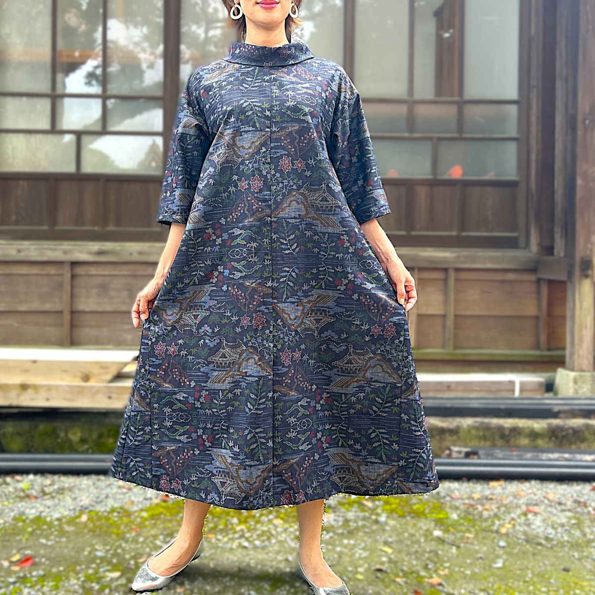 着物ワンピーステントラインロング丈【195】大島紬や紬等(龍郷柄や7マルキ含む) 大島紬後えりワンピース】 OUOP7 – こっとんコットン