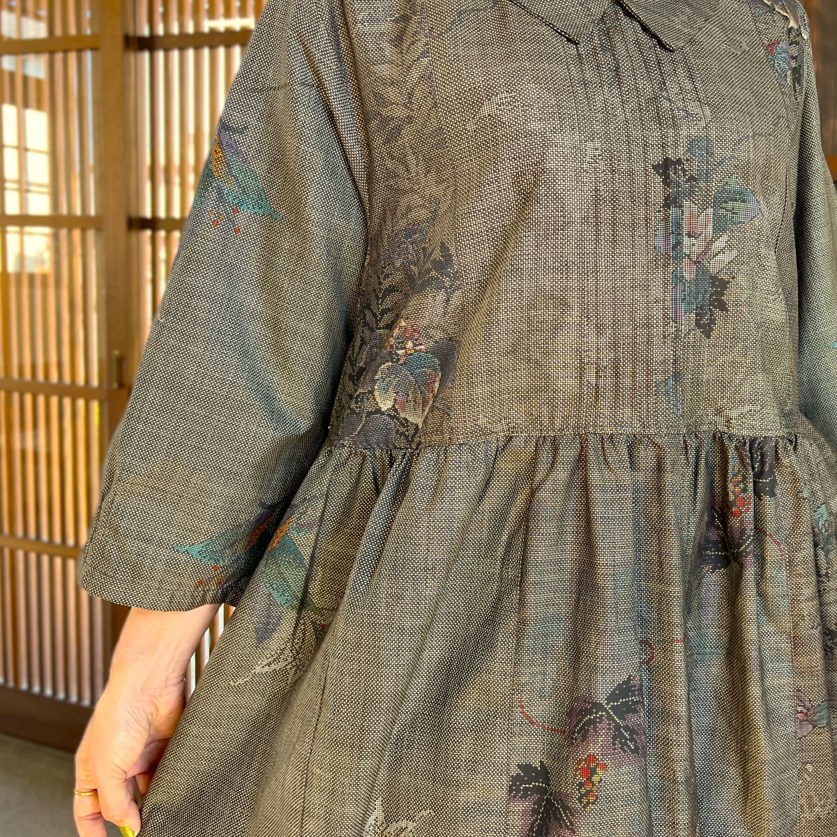 泥大島紬アレンジ襟付きワンピース】9．20．7 – こっとんコットン