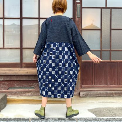 [Old Cloth Arrangement Long Vest] Fukue Takagi Tunic Pattern Dyed Tube Painting Indigo Dyed